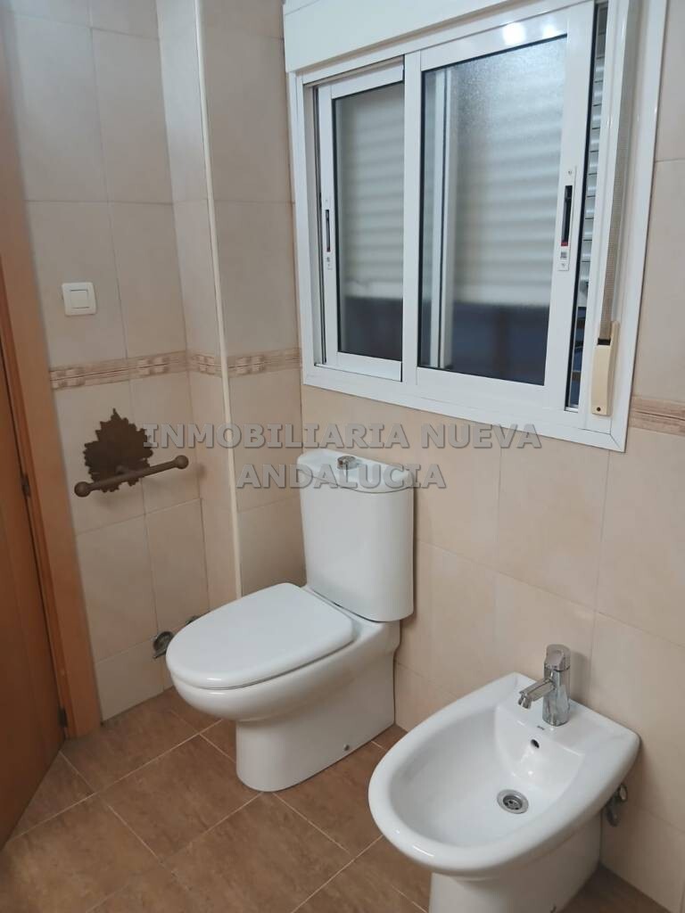 Piso de 90 m² en Almería