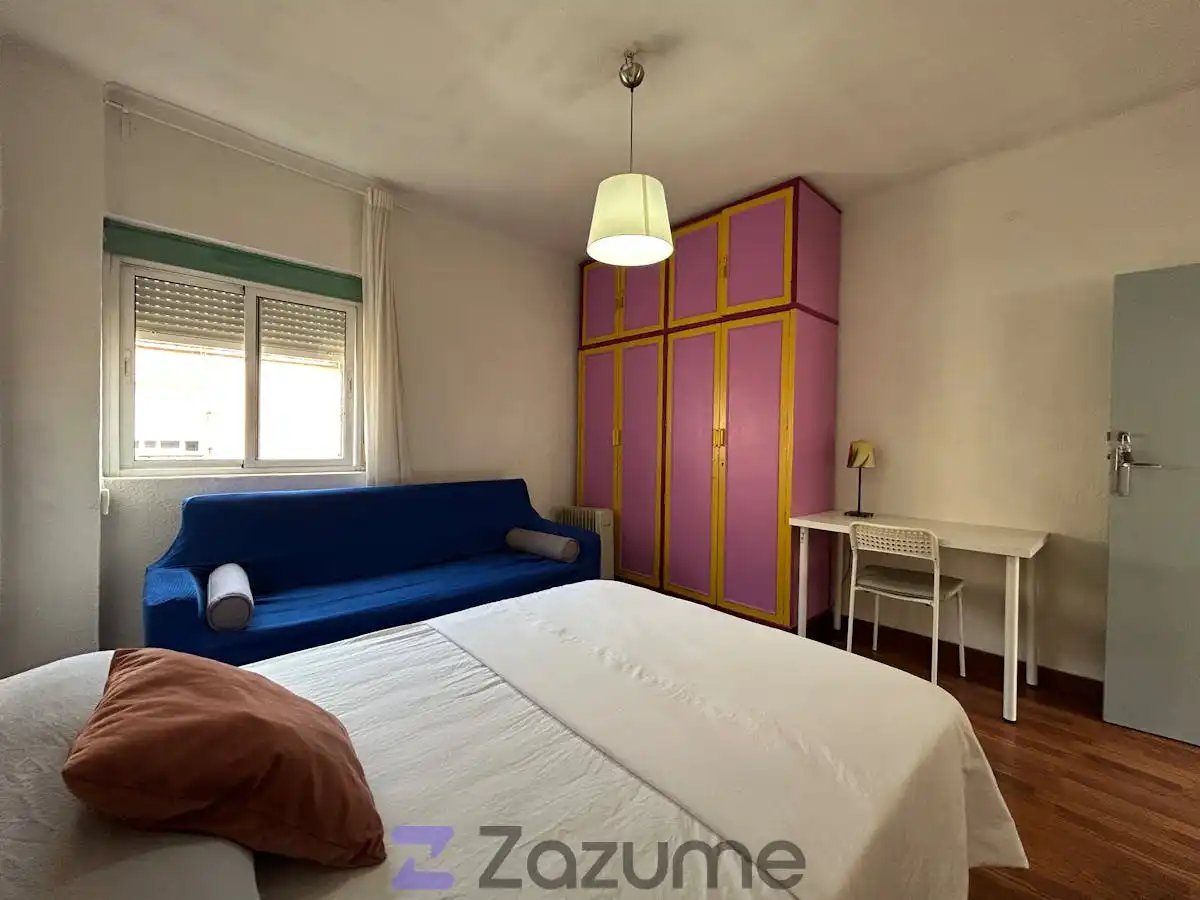 Piso de 90 m² en Granada