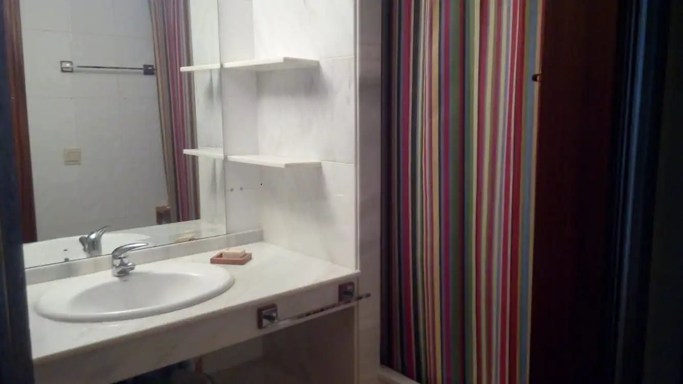 Pis de 75 m² a Còrdova