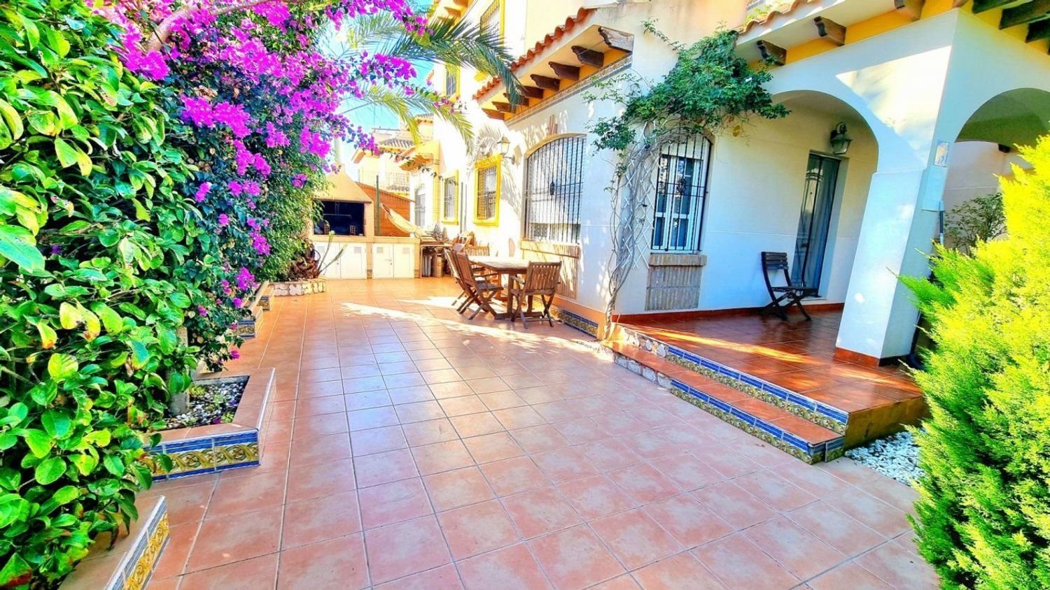 Casa de 138 m² en Elche