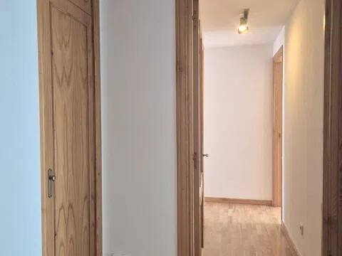 Piso de 100 m² en Oleiros