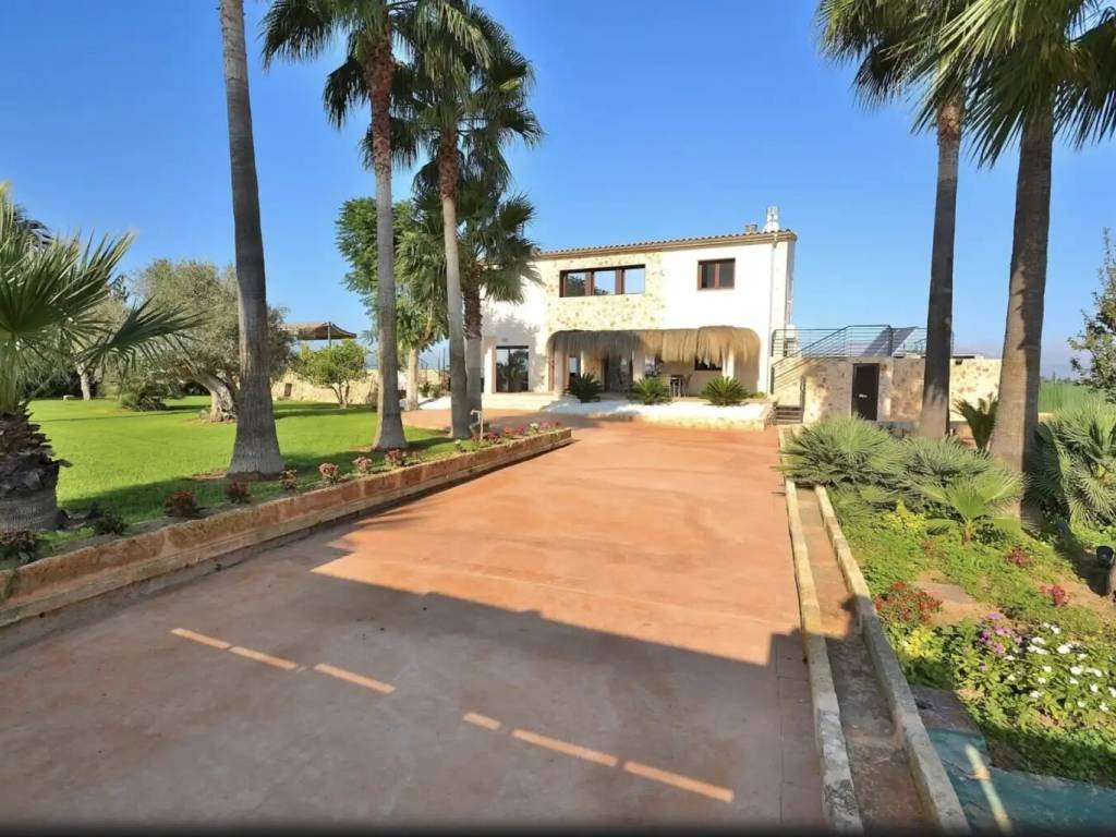 Casa de 250 m² en Muro