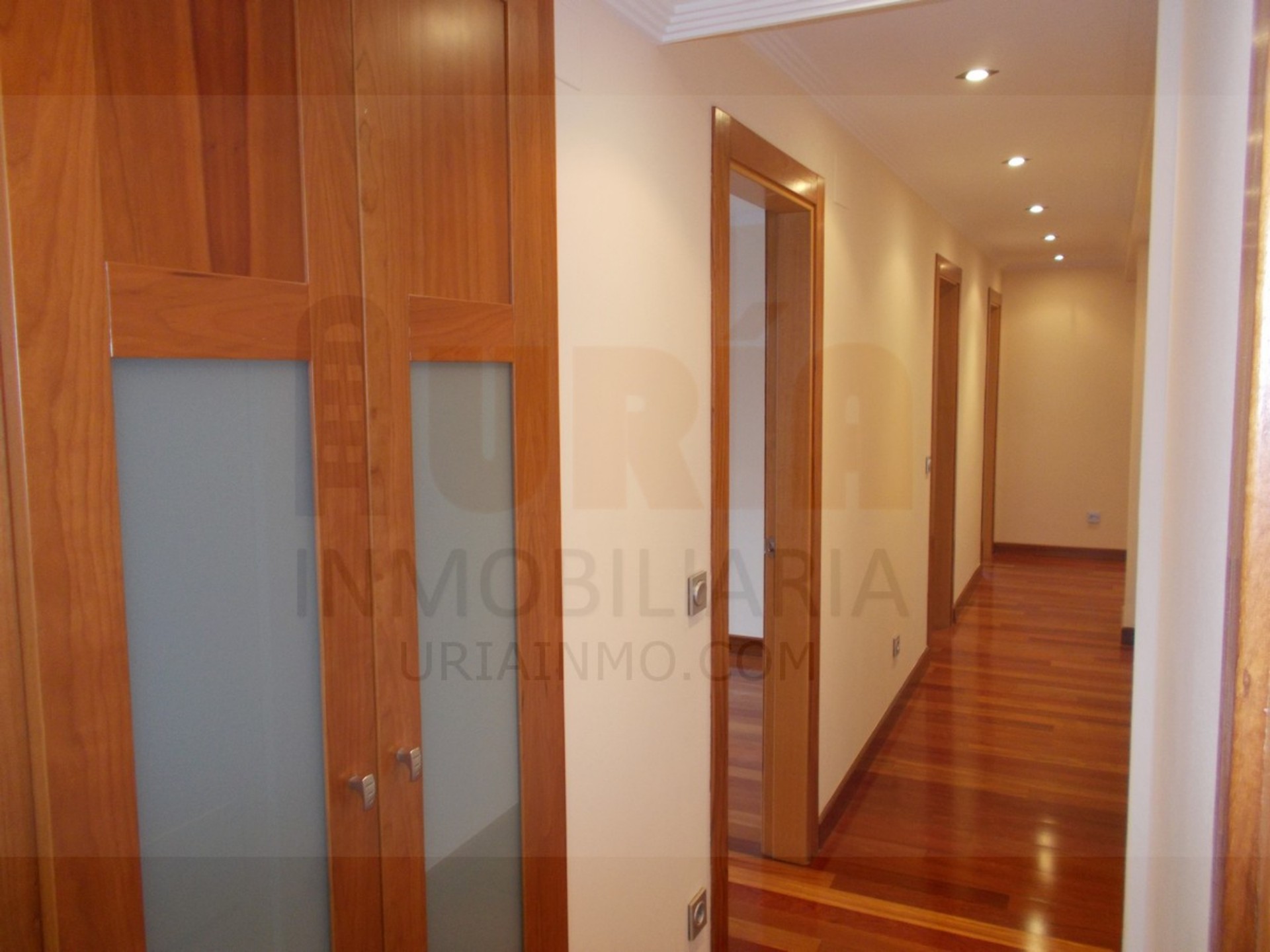 Piso de 83 m² en Oviedo