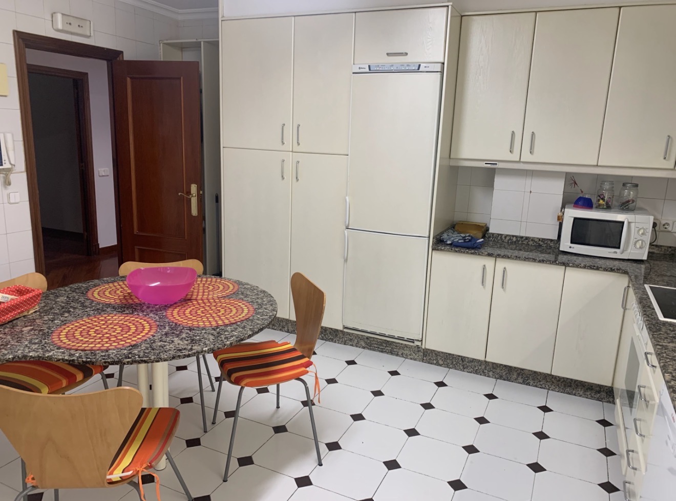 Habitación 165 m², Pontevedra