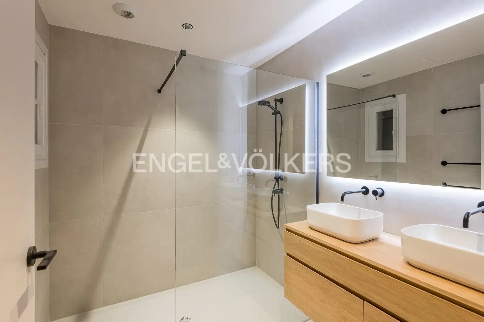 Wohnung 147 m² in Barcelona