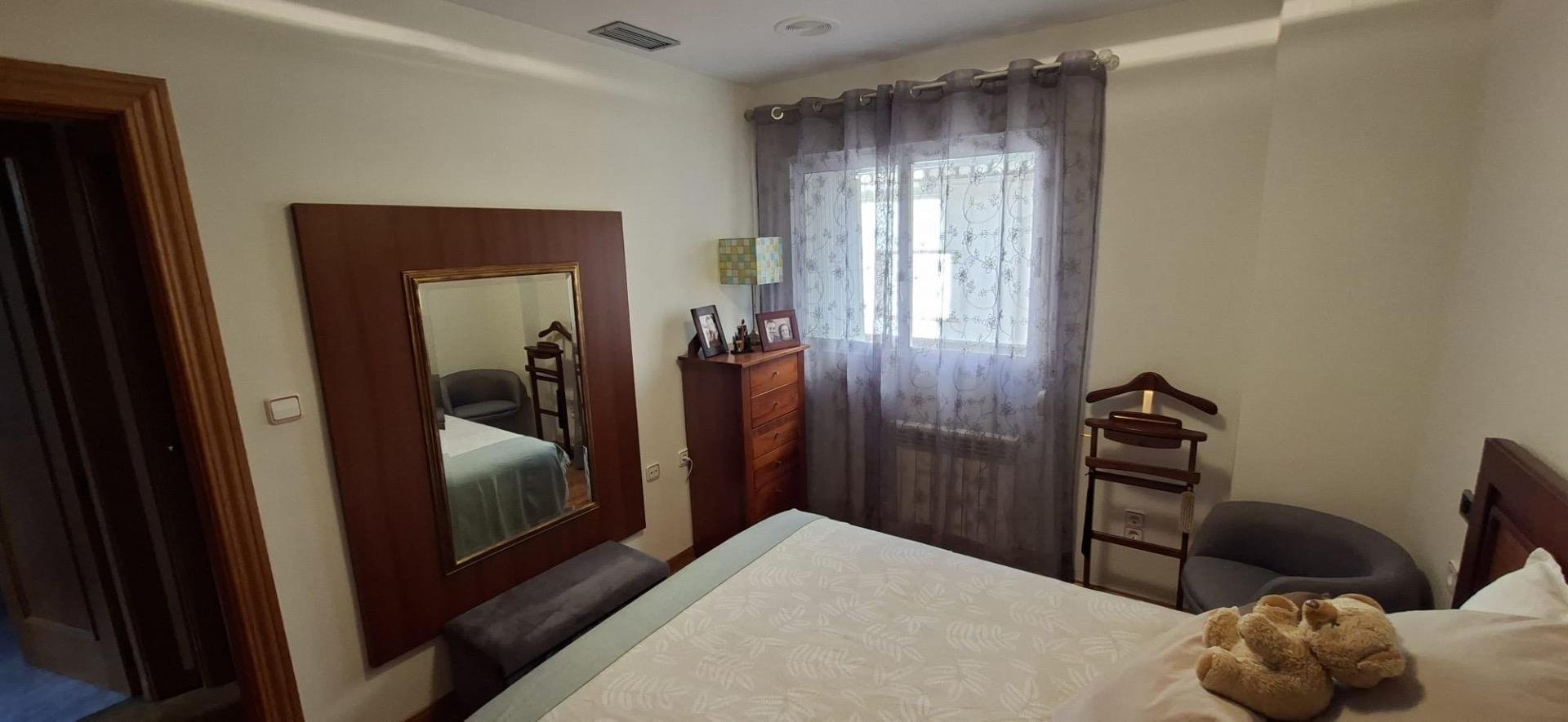 Piso de 90 m² en Granada
