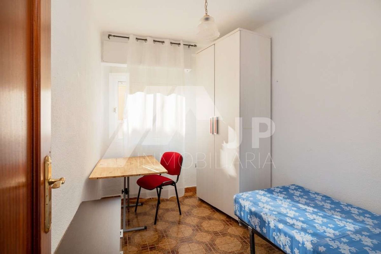 Piso de 85 m² en Granada