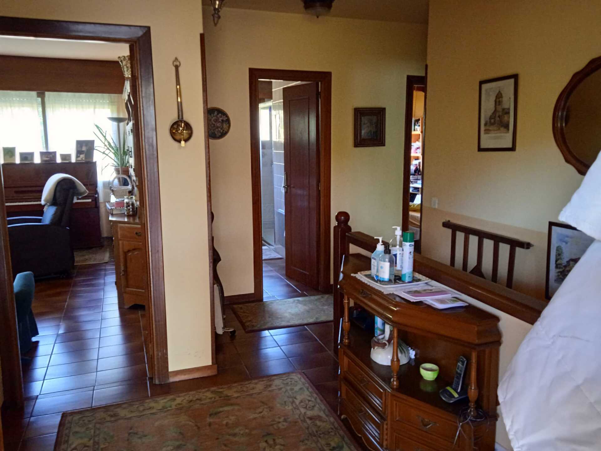 Piso de 350 m² en Bergondo