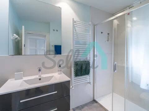 Pis de 80 m² a Oviedo