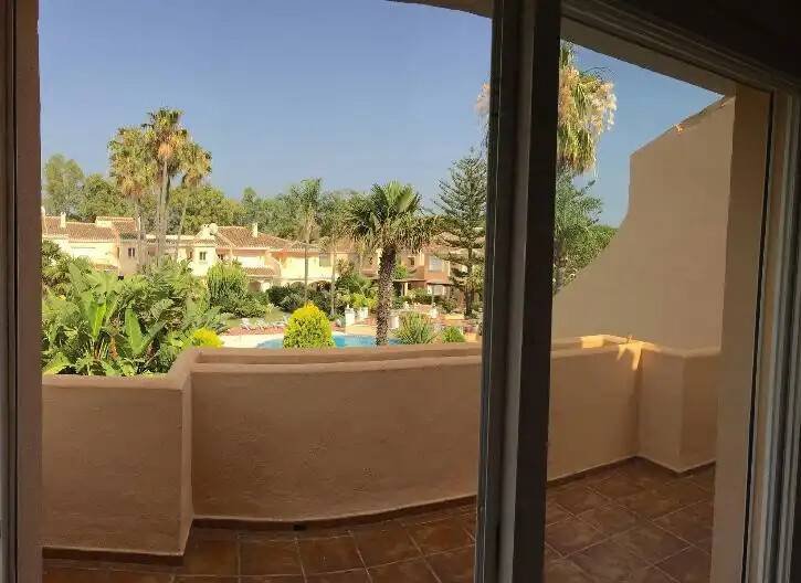 Casa de 180 m² en Estepona