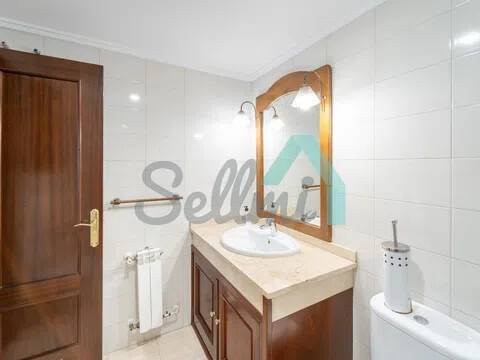 Pis de 75 m² a Oviedo