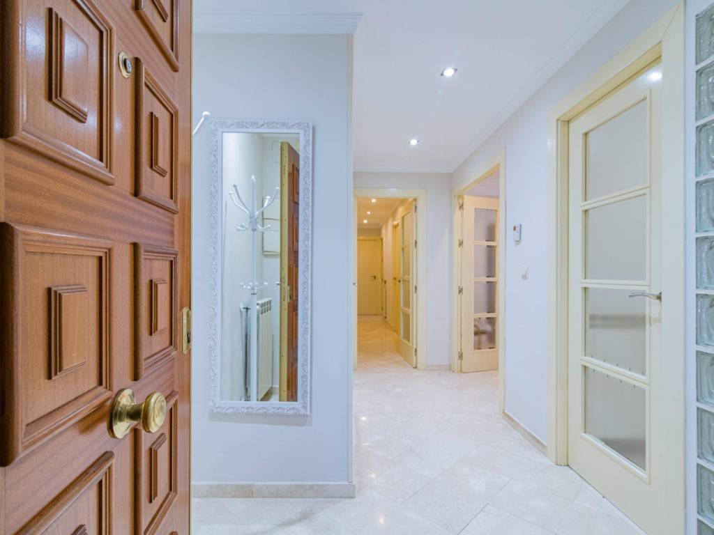 Piso de 111 m² en Granada