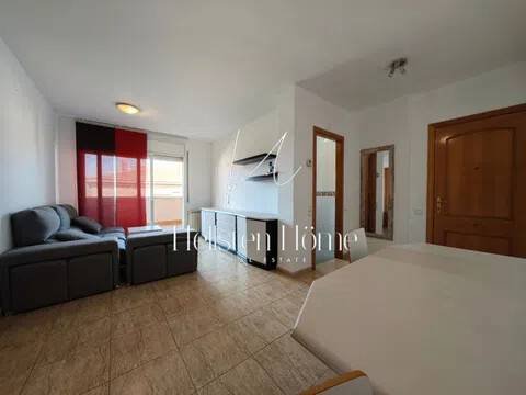 Flat 60 m² in Santa Coloma de Cervelló