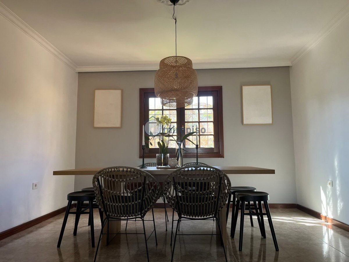 Casa de 633 m² en El Rosario