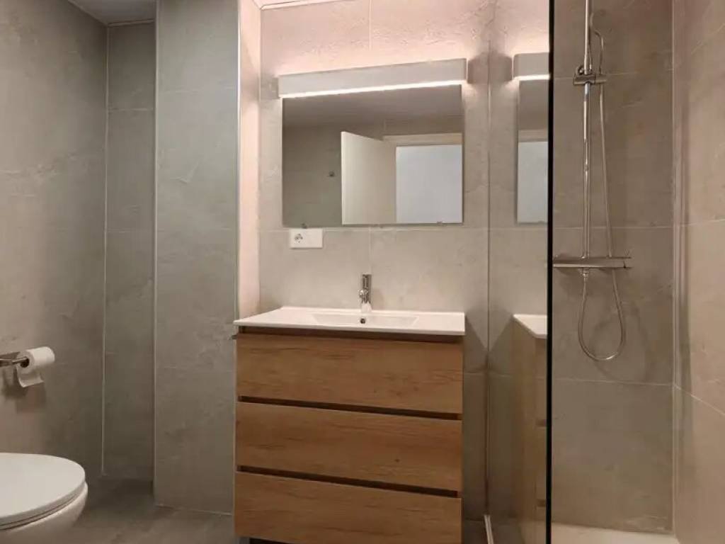 Piso de 90 m² en Alicante