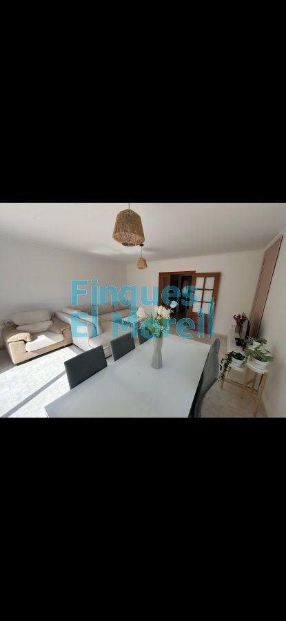 Casa de 242 m² en Vila-rodona