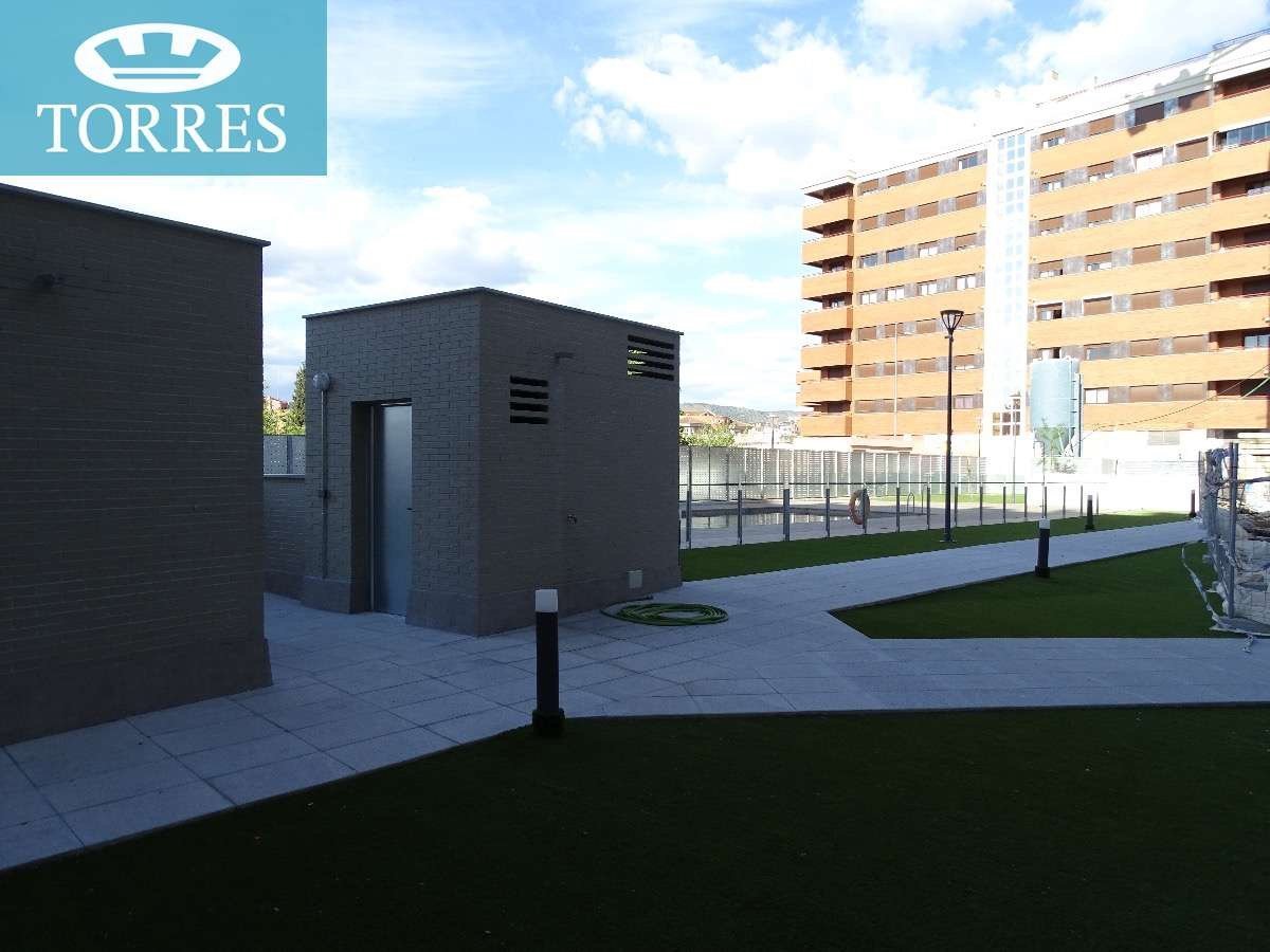 Piso de 80 m² en Granada