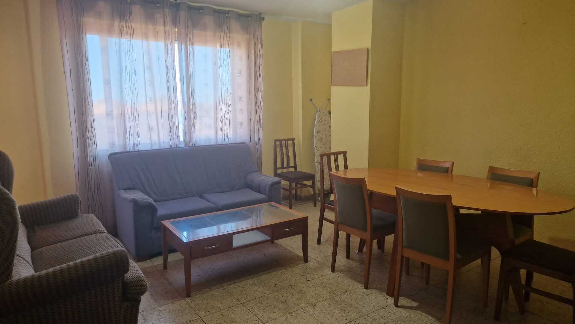 Piso de 90 m² en Salamanca