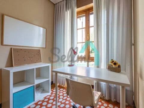 Piso de 146 m² en Oviedo