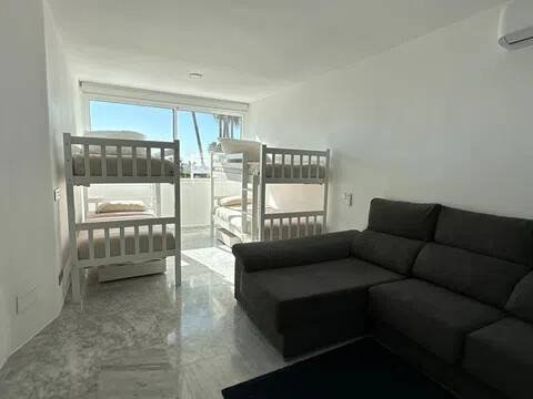 Pis de 380 m² a Estepona