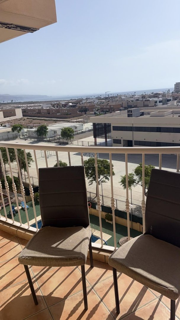Piso de 110 m² en Roquetas de Mar