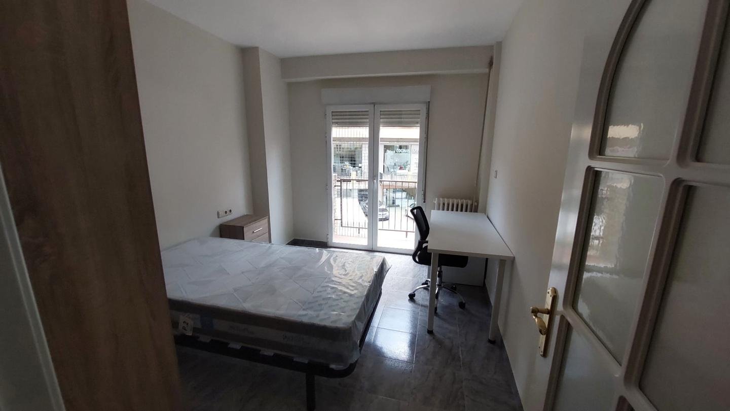 Piso de 77 m² en Granada