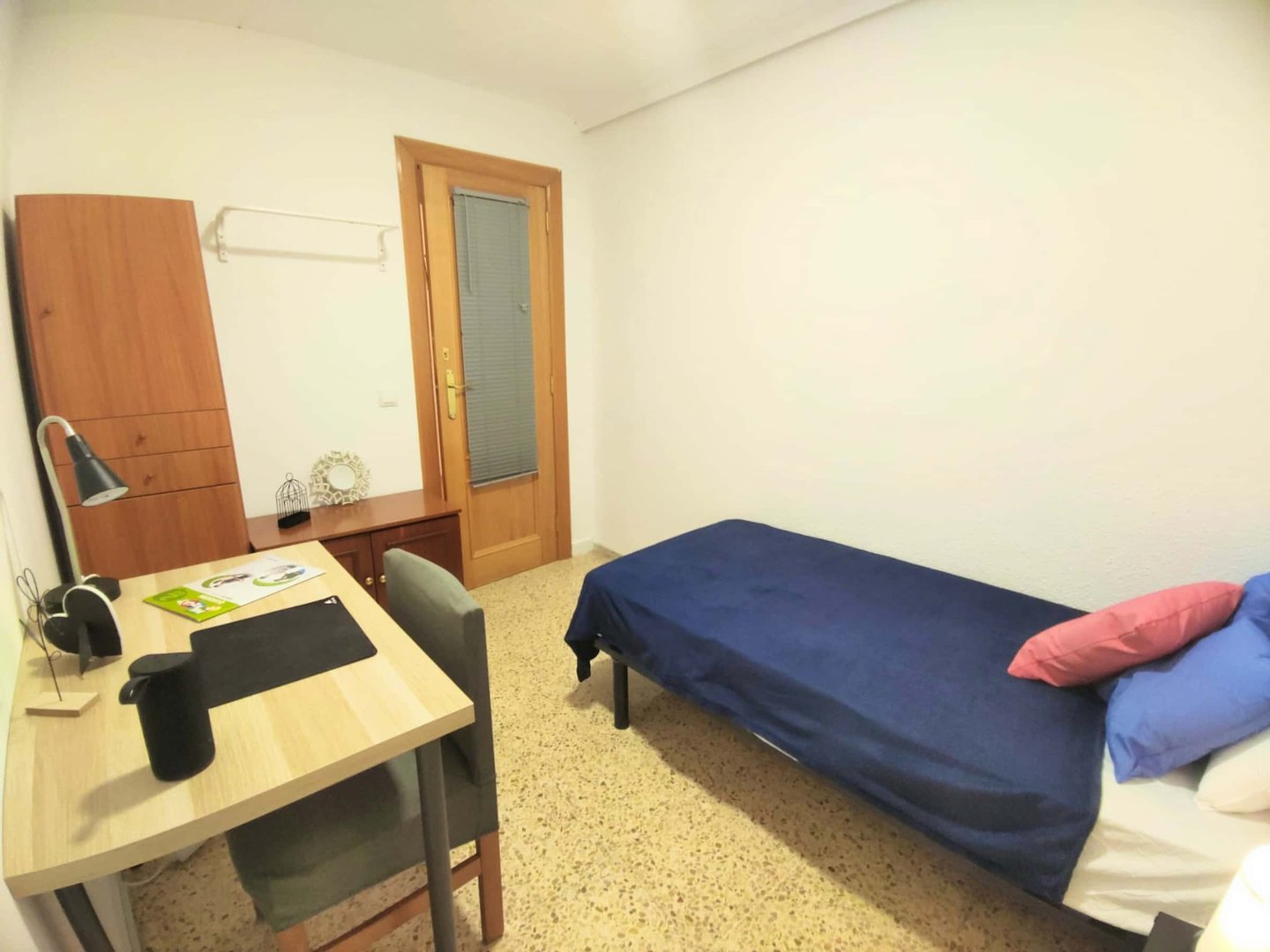Habitació de lloguer, Burjassot