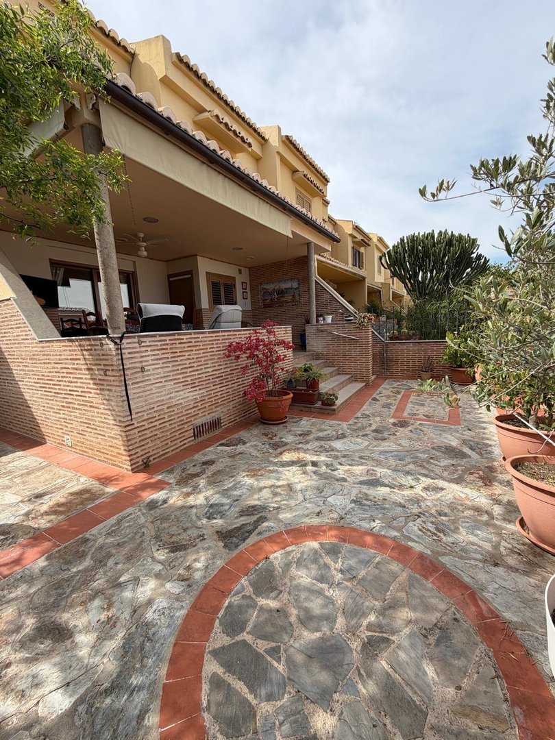 Casa de 130 m² en Sagunto