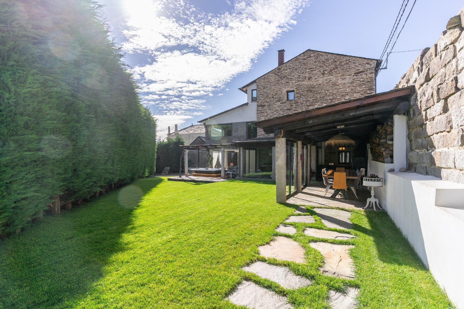 Casa de 252 m² en Lugo