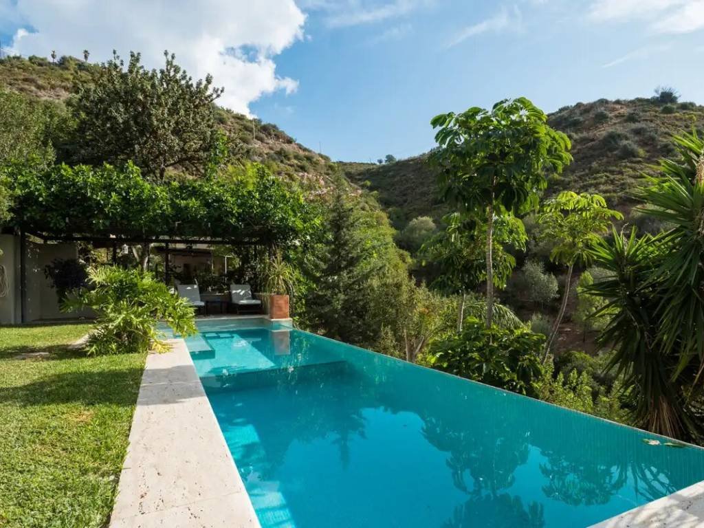 Casa de 350 m² en Marbella
