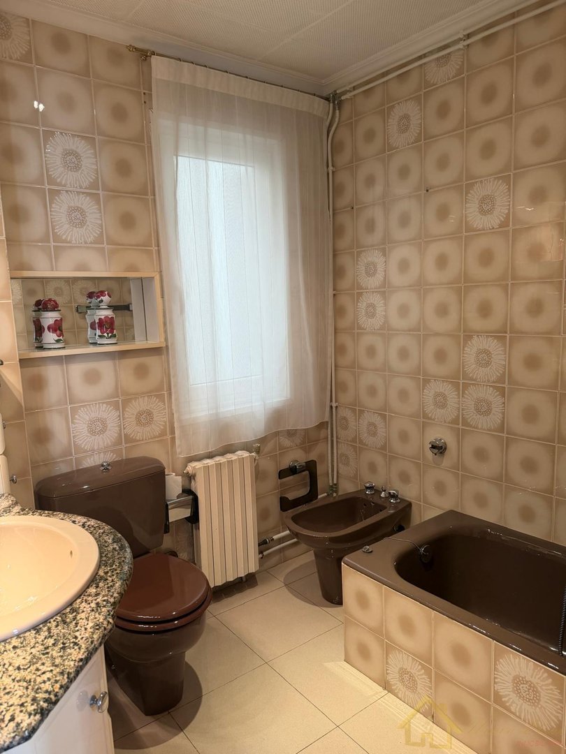 Piso de 180 m² en Lugo