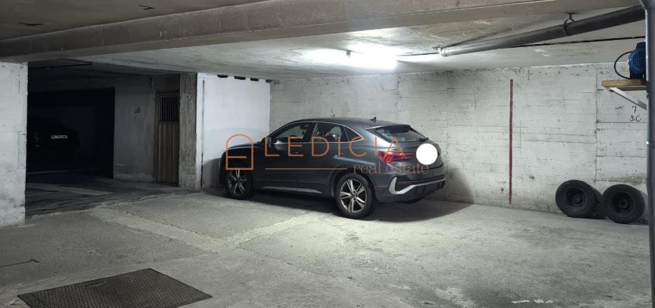 Piso de 90 m² en Vigo