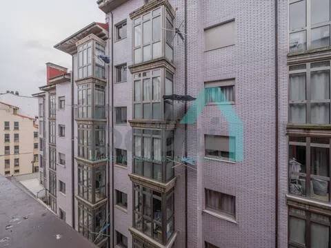 Piso de 57 m² en Oviedo