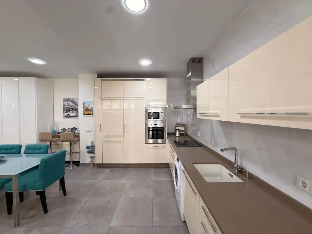 Pis de 75 m² a Còrdova