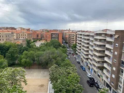 Pis de 100 m² a Salamanca