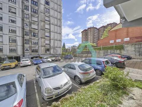 Piso de 80 m² en Oviedo