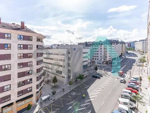 Pis de 98 m² a Oviedo