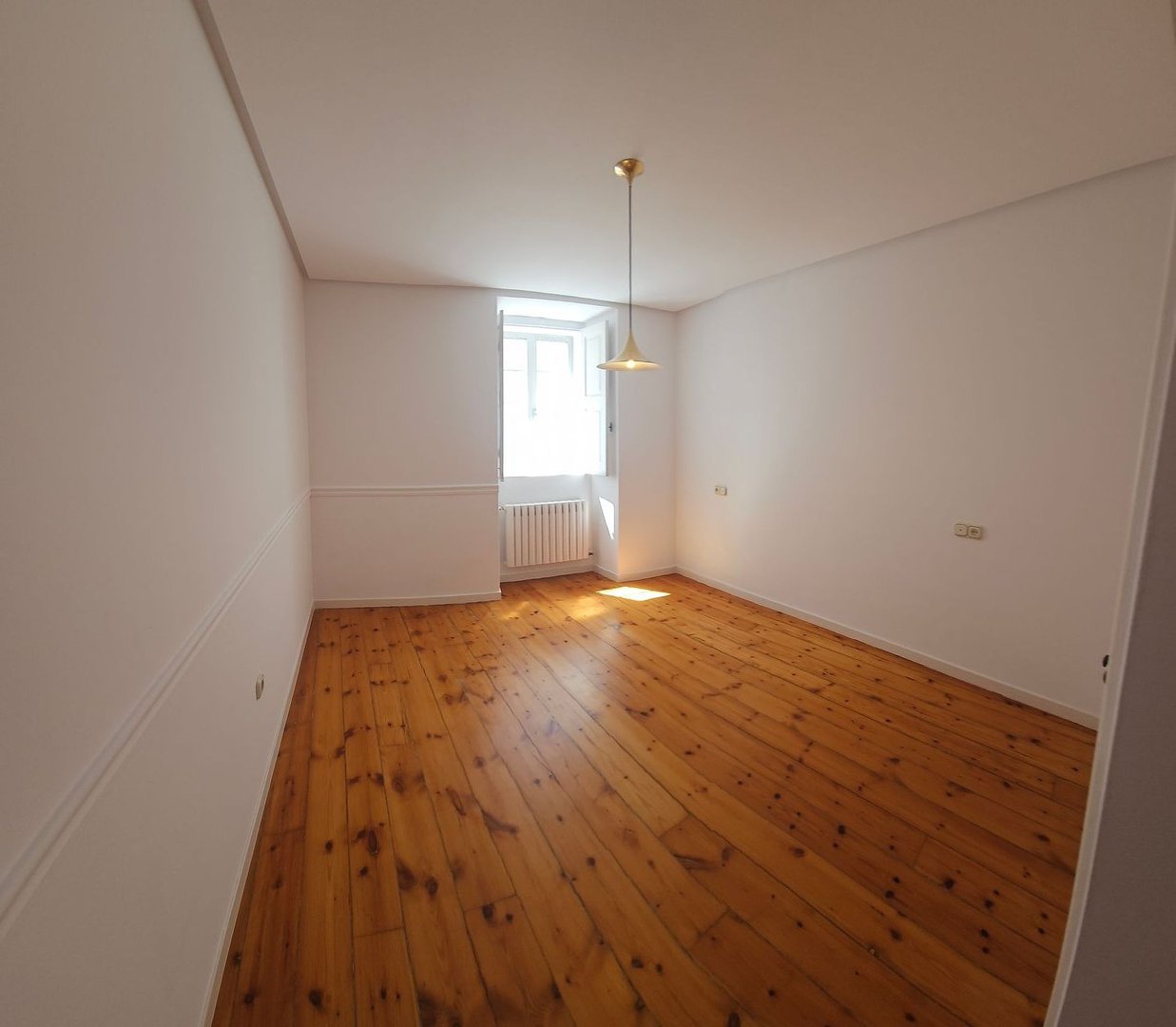 Pis de 204 m² a Ourense