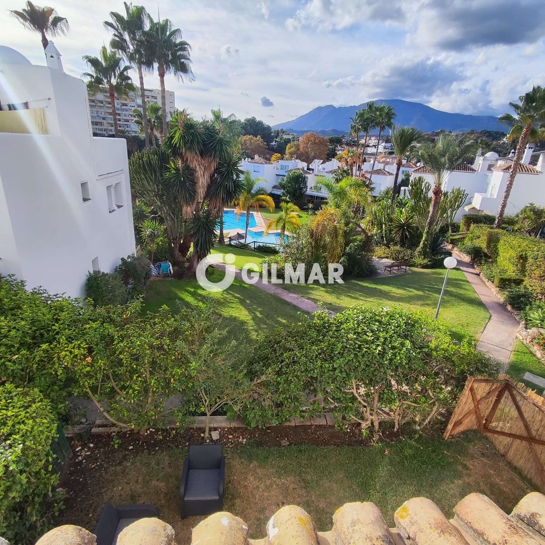 Casa de 220 m² en Estepona