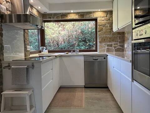 Casa de 180 m² en Oleiros