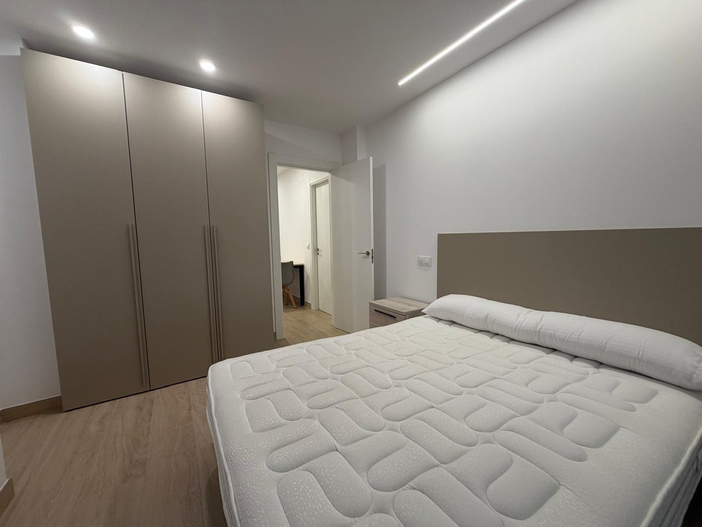 Pis de 710 m² a Carbonero el Mayor