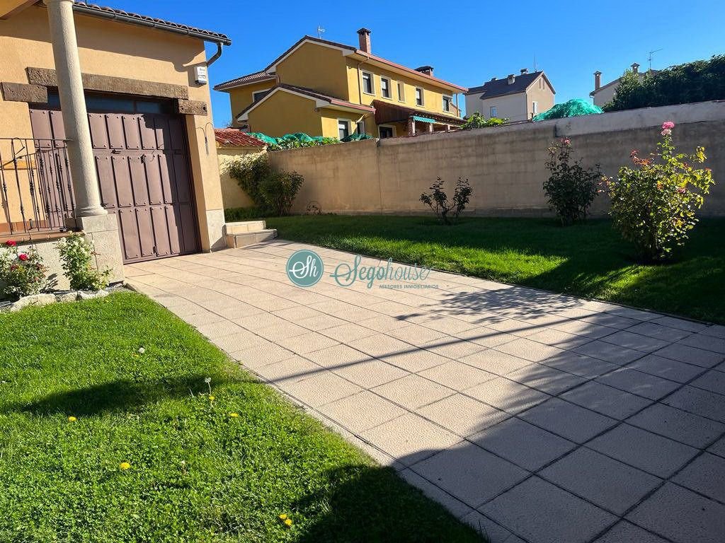 Casa de 150 m² en Palazuelos de Eresma