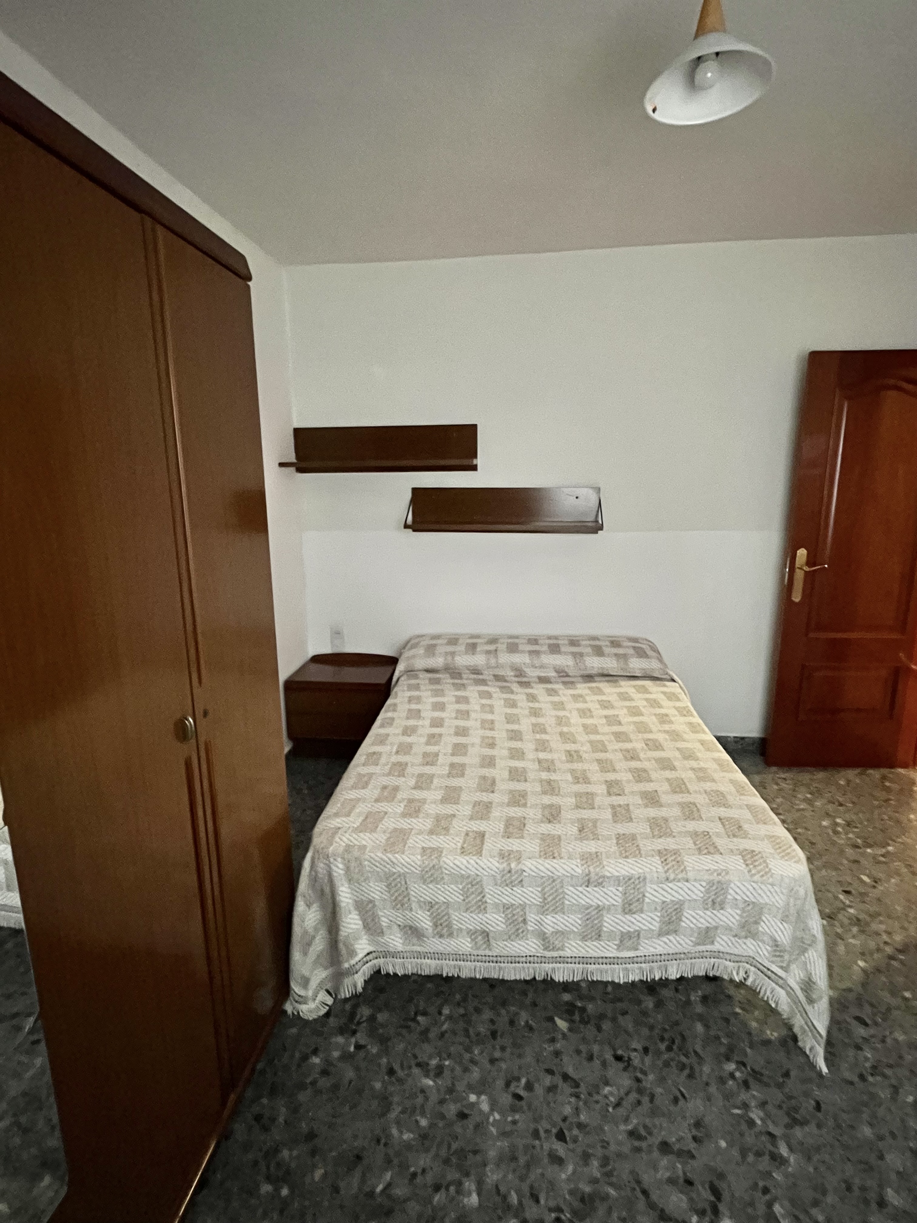 Habitación 206 m², Granada