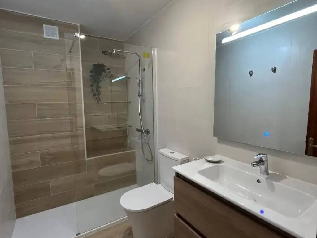 Piso de 70 m² en Oviedo