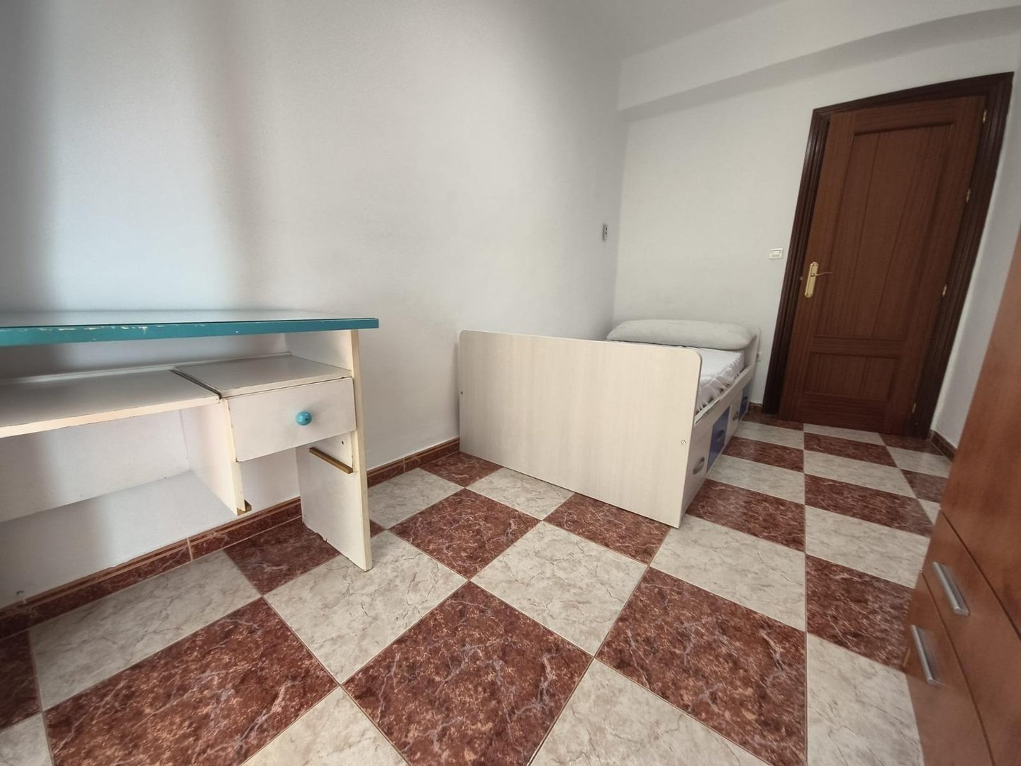 Piso de 86 m² en Granada