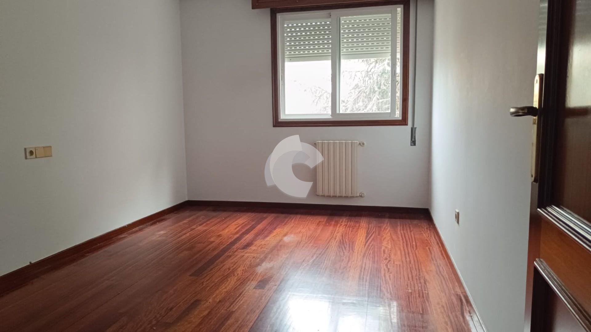 Piso de 150 m² en Ourense
