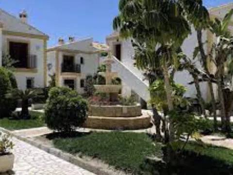 Piso de 90 m² en Vera