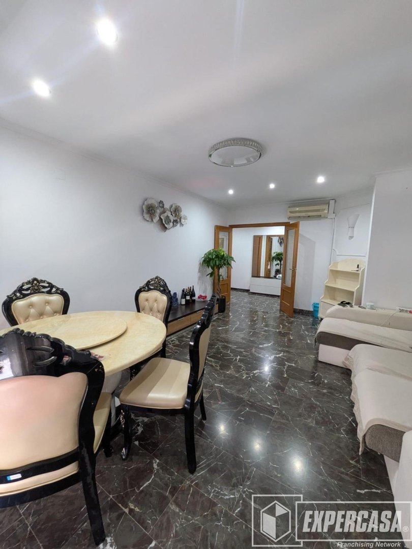Pis de 123 m² a València