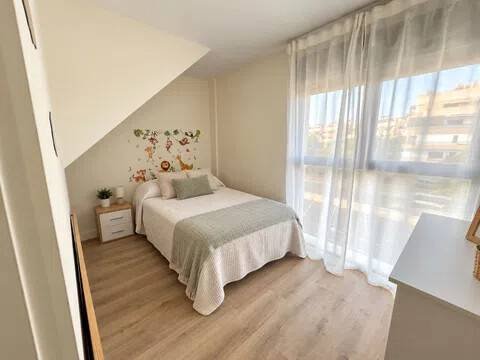Piso de 121 m² en Almería