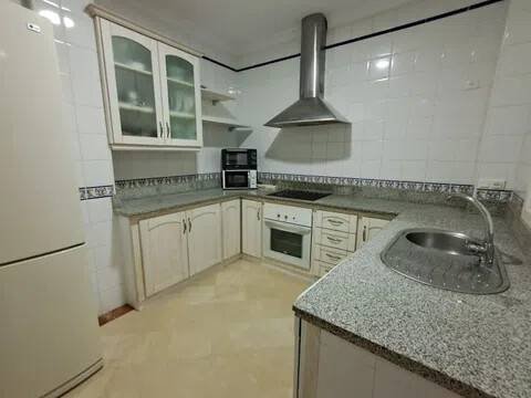 Piso de 100 m² en Carmona